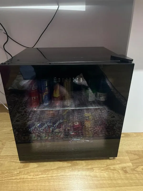 Dijitsu DB60 60 lt Kapasite Minibar Buzdolabı A Enerji Sınıfı Şık Tasarımıyla Sessiz Çalışma