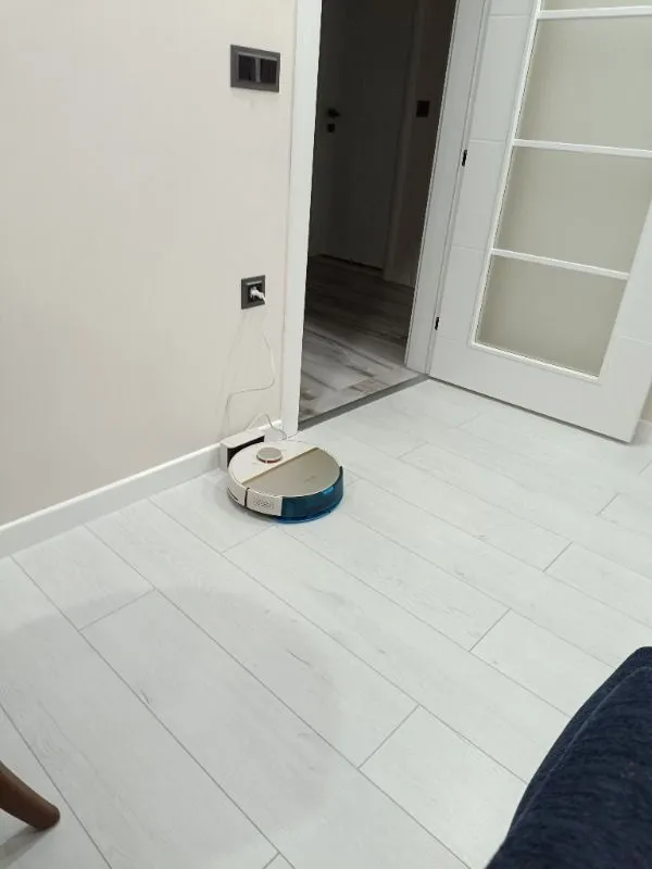 Philips 7000 Serisi HomeRun Aqua Islak Kuru Robot Süpürge, Sarj İstasyonlu, XU7000/02