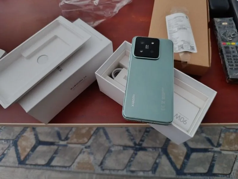 Xiaomi 14