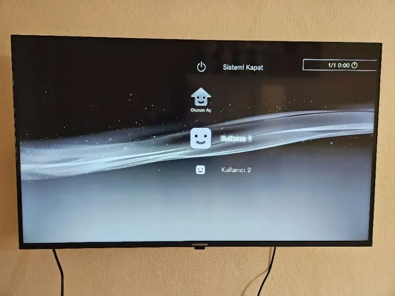 Grundig 32 GKH 6000 32” 82 Ekran Uydu Alıcılı HD Ready LED TV