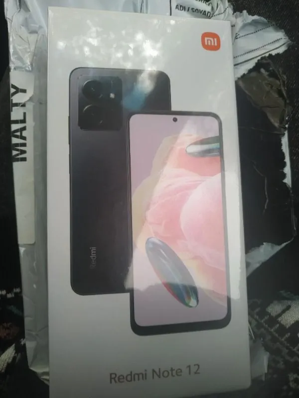 Xiaomi Redmi Note 12