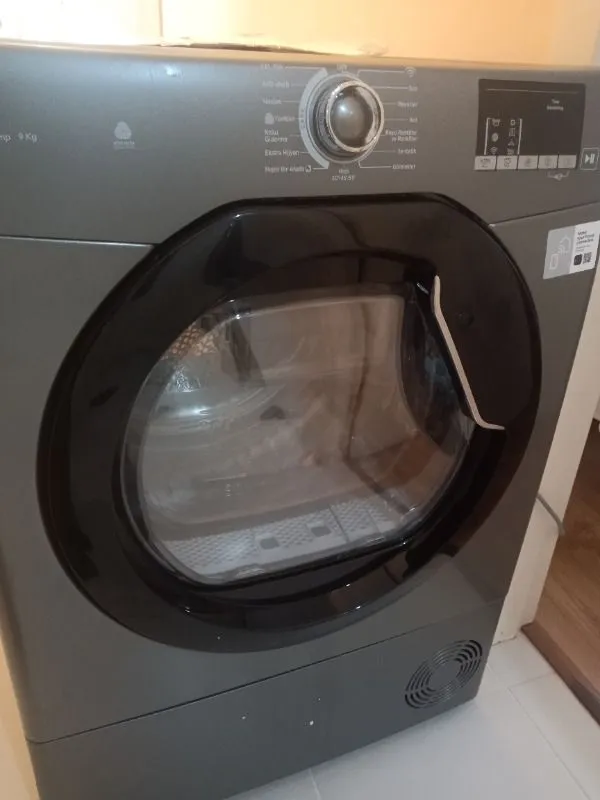 Hoover HLE H9A2DCER-17 9 kg Wi-Fi Bağlantılı Isı Pompalı Kurutma Makinesi
