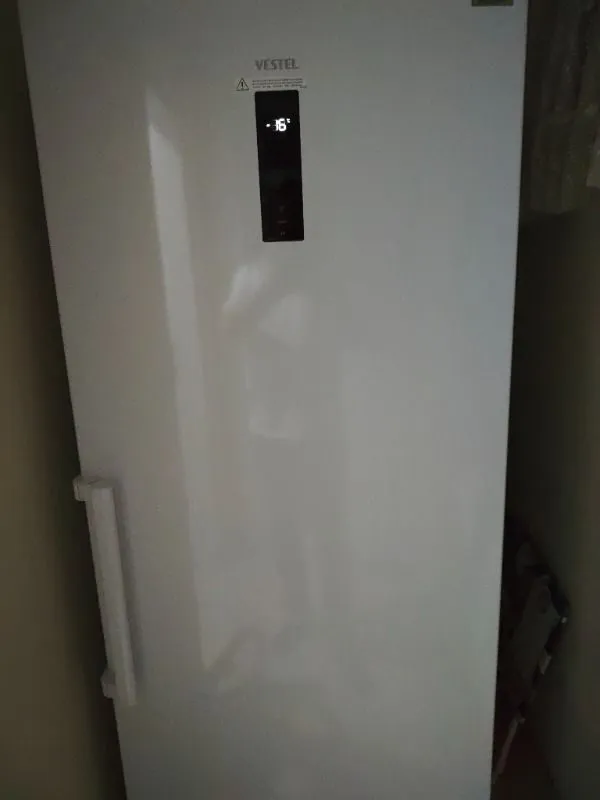 Vestel Dikey Derin Dondurucu 406 lt Hacim CDL801 E Enerji Sınıfı Çekmeceli No Frost Teknolojisi