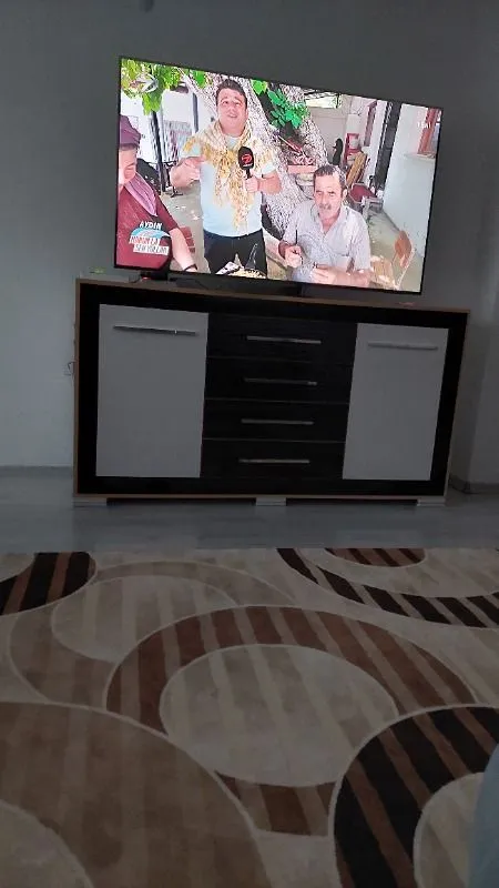 Samsung 50Q7FA 50” 127 Ekran Uydu Alıcılı 4K Ultra HD Tizen Smart QLED TV