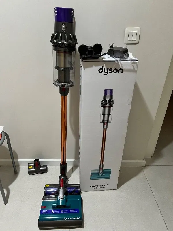 Dyson Cyclone V10 Submarine Islak ve Kuru Temizleme Dikey Süpürge