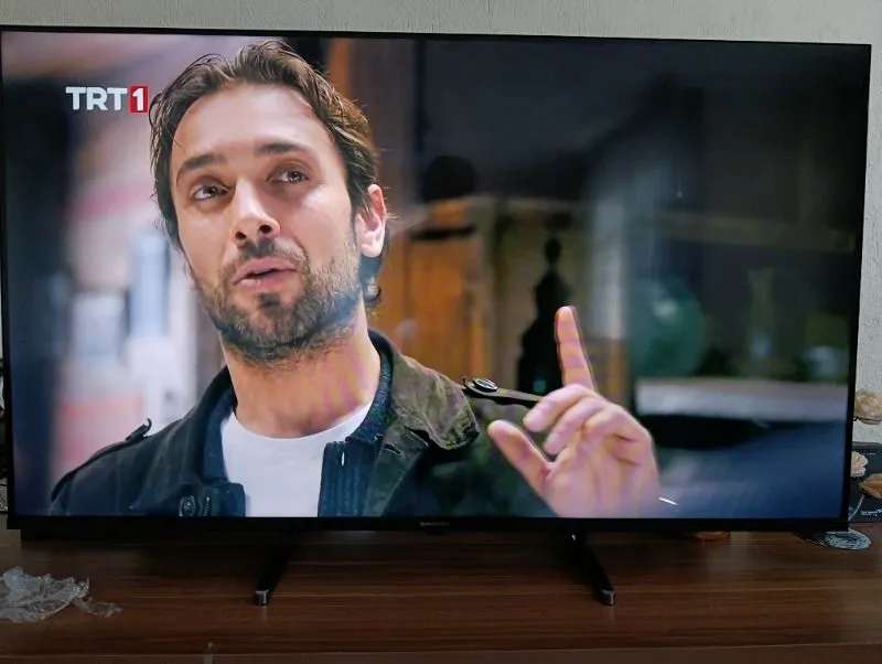 Grundig 65GQ750A 65” 165 Ekran Uydu Alıcılı 4K Ultra HD Google Smart QLED TV