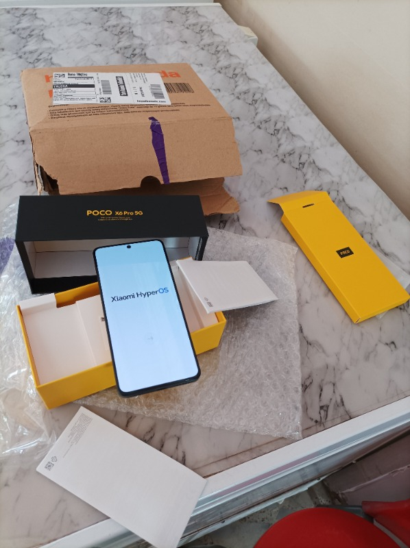 POCO X6 Pro