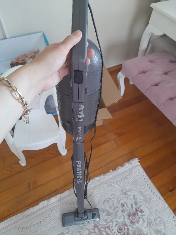Fantom Pratik-XL P 1300 Dikey Süpürge 500 W Gri Toz Torbasız Kullanım ve