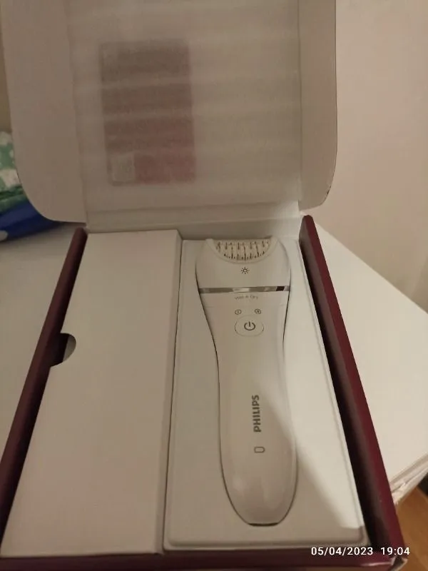Philips BRE710/05 Epilatör (Yüz+Koltuk alti+Bikini Bölgesi+Bacak)Islak-Kuru,Işıklı,Kablosuz