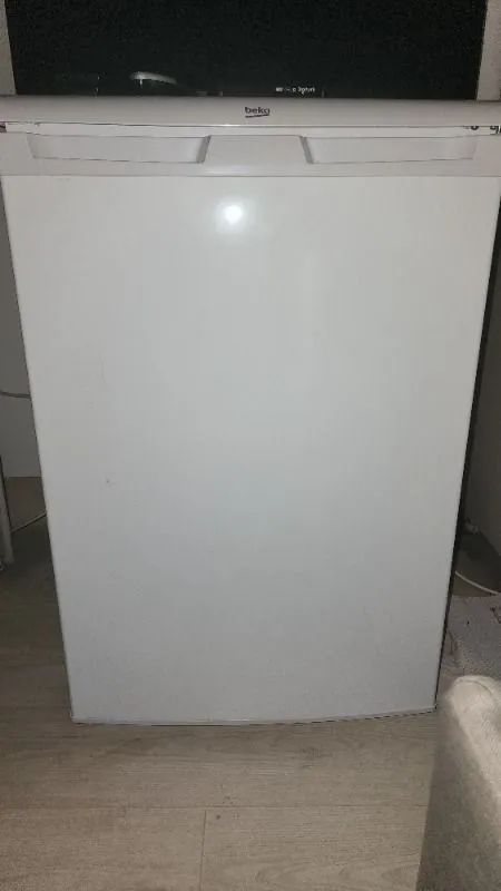 Beko 754140 MB Mini Buzdolabı 140 lt Beyaz Renkli Enerji Sınıfı E Sessiz Çalışma Özelliği