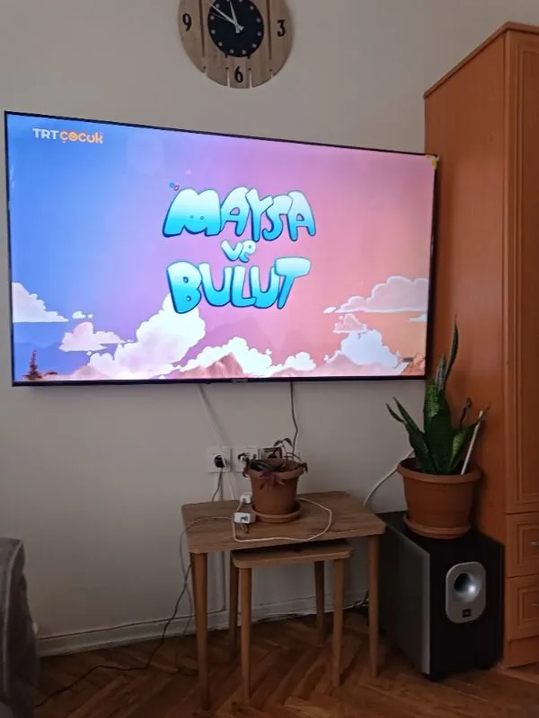 Onvo 55VQ90F3UA 55” 140 Ekran Uydu Alıcılı 4K Ultra HD Google Smart QLED TV
