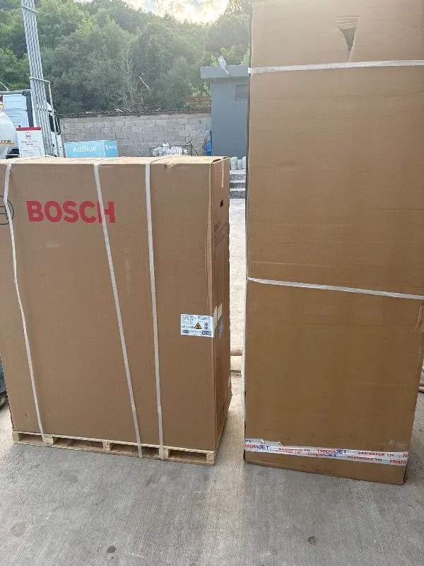 Bosch CL5000 L A++ 48000 BTU Inverter Salon Tipi Klima Enerji Verimliliği ile Güçlü Soğutma