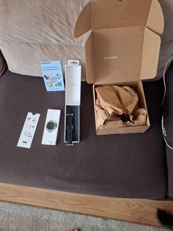 Samsung Galaxy Watch8 Classic SM-L500NZWATUR 2 GB Ram ile Sağlık Takibi ve Bluetooth Bağlantısı