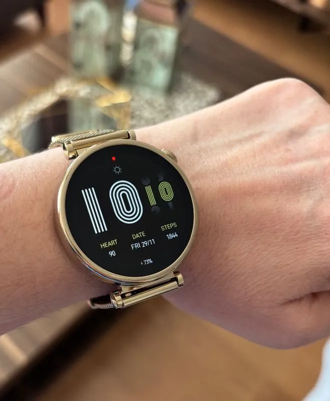 HUAWEI Watch GT4 41mm – Su Geçirmez Tasarım, Adımsayar ve Uyku Takibi ile Günlük Kullanıma Uygun