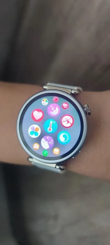 Huawei Watch GT 7 41 mm Akıllı Saat – / Altın, 14 Güne Varan Pil Ömrü, Kayak ve Bisiklet Modları, iOS ve Android Uyumlu