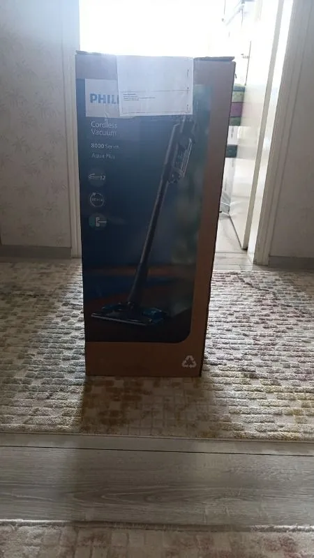 Philips 8000 Serisi Aqua Plus Kablosuz Dik Süpürge, 25,2 V, 80 dk’ya kadar Çalışma Süresi, PrecisionPower Başlık, Aqua Plus Başlık, XC8053/01