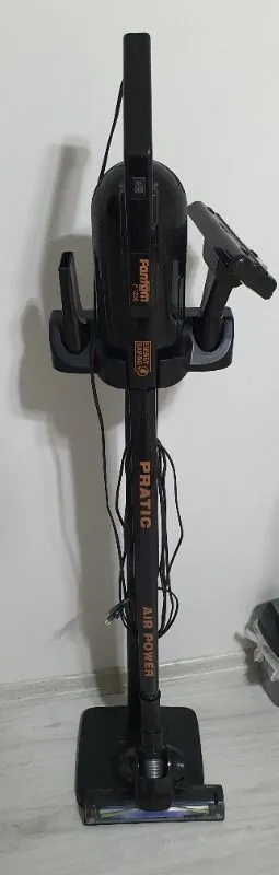 Fantom Pratic Aır Power P 1250 Siyah Torbasız Dönebilen Turbo Başlıklı Dikey Süpürge