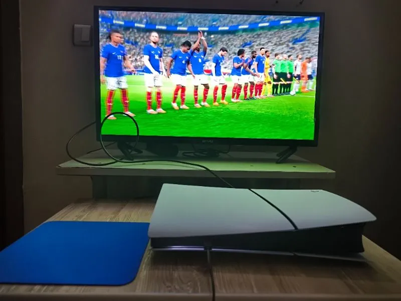SONY Ps5 Slim Digital 825 GB CFI-2116 Avrupa Sürüm Ithalatçı Garantili
