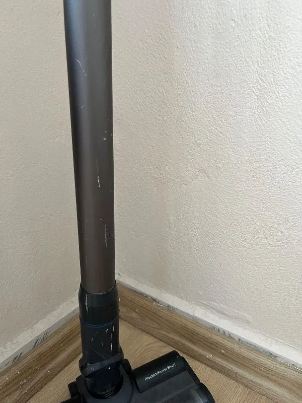 Philips 8000 Serisi Aqua Plus Kablosuz Dik Süpürge, 25,2 V, 80 dk’ya kadar Çalışma Süresi, PrecisionPower Başlık, Aqua Plus Başlık, XC8053/01