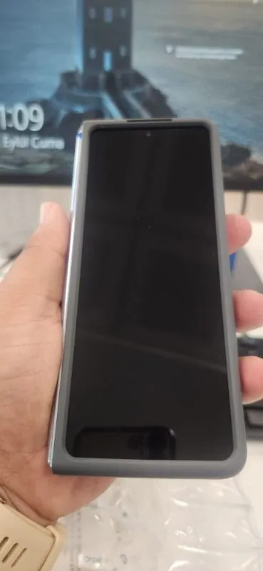 Samsung Galaxy Z Fold5