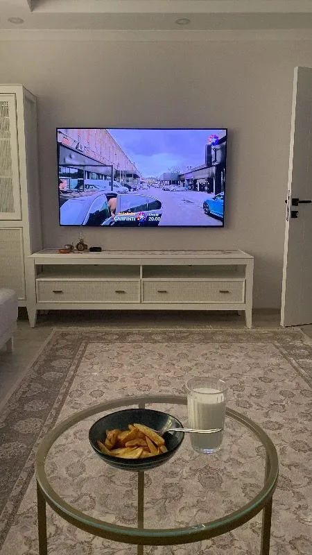 Samsung 55QN70F 55” 139 Ekran Uydu Alıcılı 4K Ultra HD Tizen Smart QLED TV