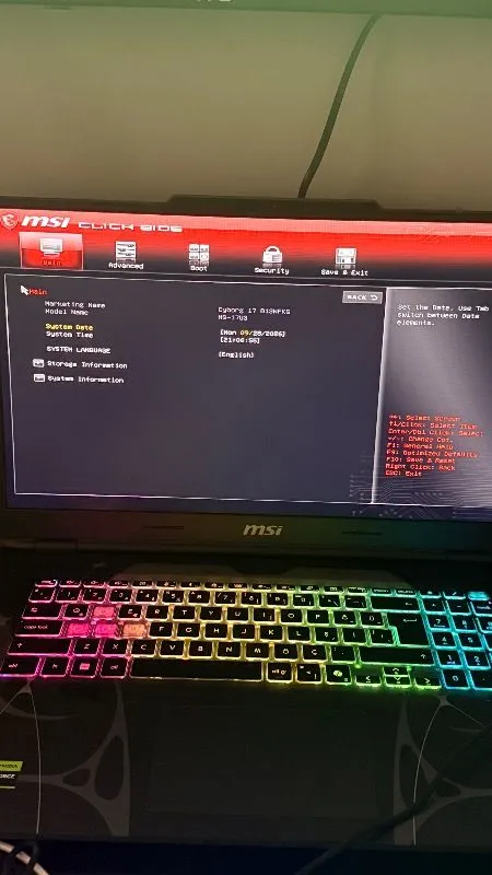 MSI CYBORG 17 B13WFKG-091XTR Intel Core i7 13620H 16GB 1TB SSD RTX5060 Freedos 17.3″ FHD 144Hz Taşınabilir Bilgisayar