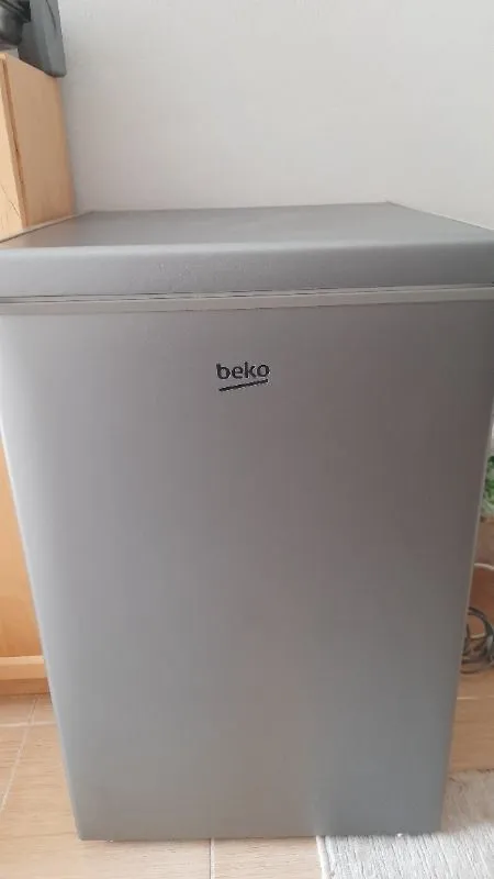 Beko 3106 G Gümüş Sandık Tipi Derin Dondurucu 104 L Yatay Soğutma ve Hızlı Dondurma Özelliği