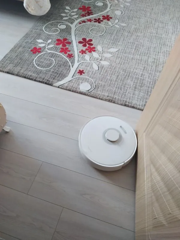 Roborock Q7 Max Beyaz Akıllı Robot Süpürge