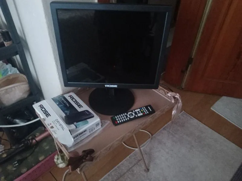 Rose Ekran-117 17″ 43 Ekran HD Ready LCD TV