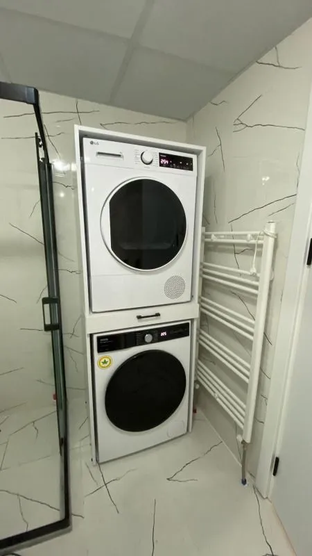 LG RH80T2AP6RM 8 Kg Isı Pompalı Kurutma Makinesi A++ Enerji Sınıfı Çocuk Kilidi Özelliği ile