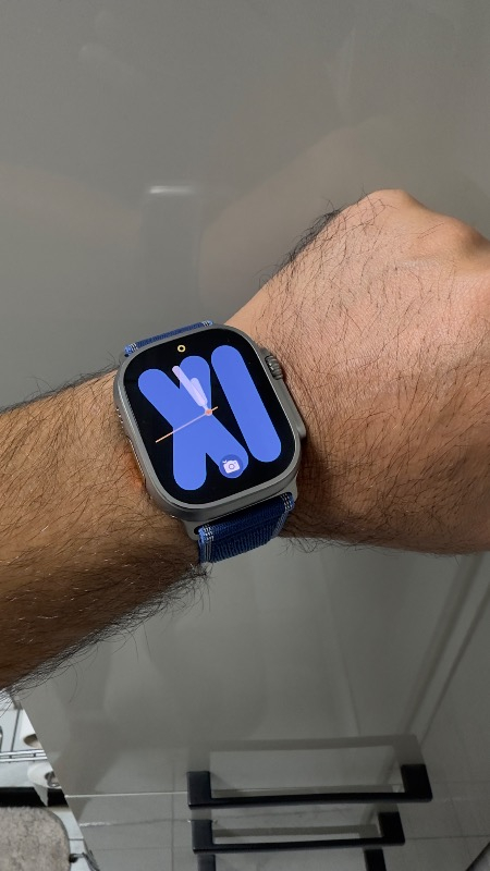 Apple Watch Ultra 3 Gps + Cellular, 49 mm Siyah Titanyum Kasa ve Siyah/kömür Trail loop – S/m
