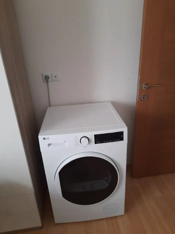 LG RH80T2AP6RM 8 Kg Isı Pompalı Kurutma Makinesi A++ Enerji Sınıfı Çocuk Kilidi Özelliği ile