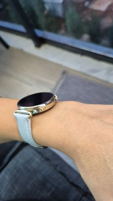 Huawei Watch GT 7 41 mm Akıllı Saat – / Altın, 14 Güne Varan Pil Ömrü, Kayak ve Bisiklet Modları, iOS ve Android Uyumlu