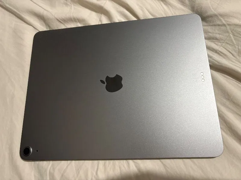 Apple iPad Air M4 13″ 128GB Wi-Fi MH5N4TU/A