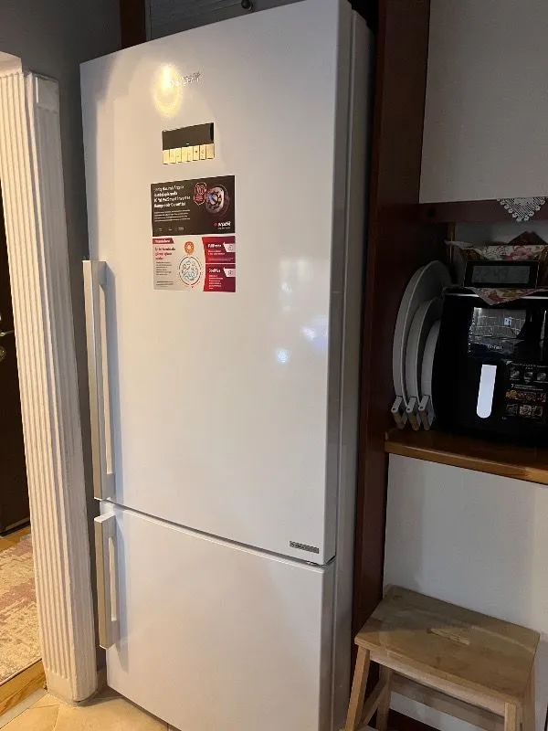 Arçelik 274532 EB Alttan Donduruculu Buzdolabı