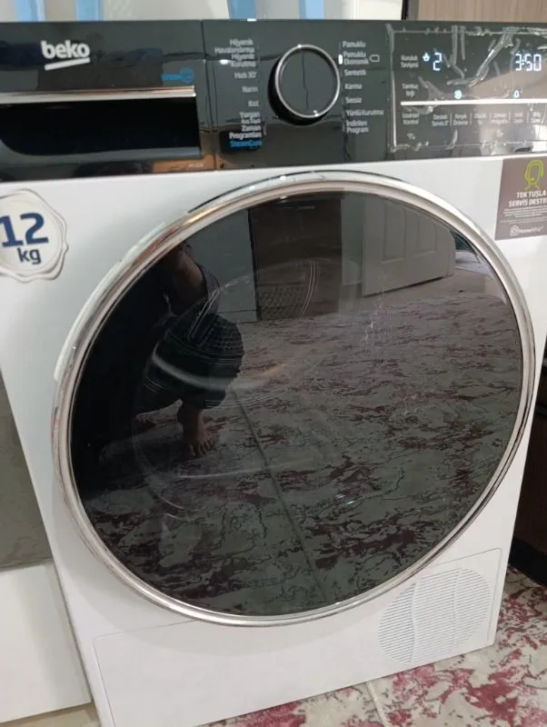 Beko KM 1210 12 Kg Isı Pompalı Kurutma Makinesi Kırışıklık Önleme Özelliği ile E Enerji Sınıfı