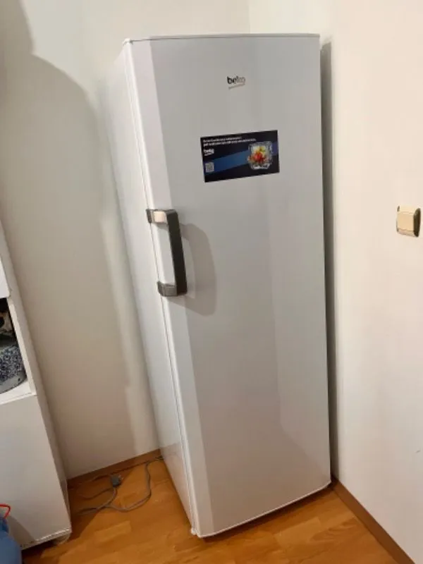 Beko 7071 MB 7 Bölmeli Derin Dondurucu
