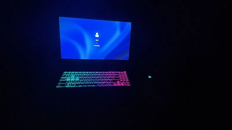 MSI KATANA 17 HX B14WFK-248XTR Intel Core i7 14650HX 16GB 1TB SSD RTX5060 Freedos 17.3″ QHD 240Hz Taşınabilir Bilgisayar