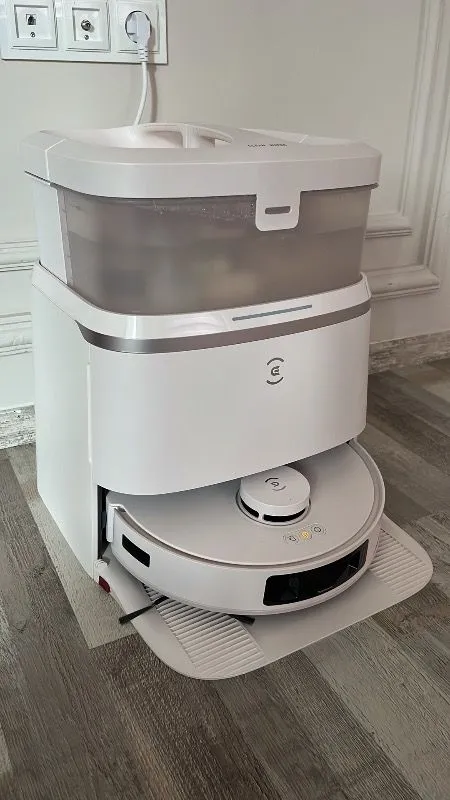 ECOVACS DEEBOT T30 Omni Pro Robot Süpürge ve Paspas, 11.000 Pa Emiş Gücü, Otomatik Toz Boşaltma, Sıcak Hava ile Kurutma, 200 Dakikaya Kadar Çalışma , Evcil Hayvan Tüyleri ve Halılar İçin Temizlik