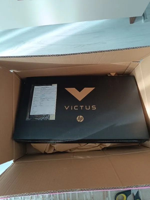 HP Victus Gaming 15-FB3040NT AMD Ryzen 7 7445HS 16GB 512GB SSD RTX3050 Freedos 15.6″ Taşınabilir Bilgisayar BX9V1EA