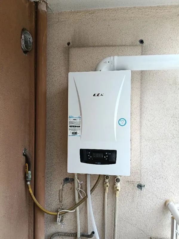 E.C.A. Citius Premix 24/24 Kw (20.000 Kcal) Hermetik Baca ile Yüksek Verimli Tam Yoğuşmalı Kombi