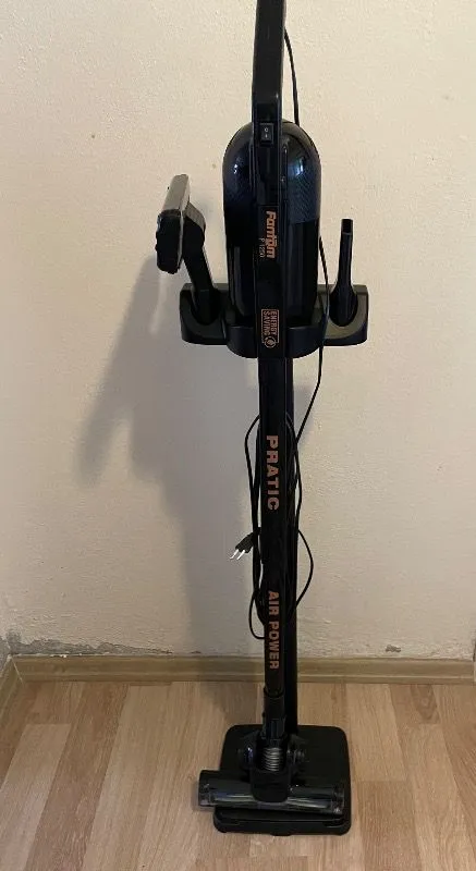 Fantom Pratic Aır Power P 1250 Siyah Torbasız Dönebilen Turbo Başlıklı Dikey Süpürge