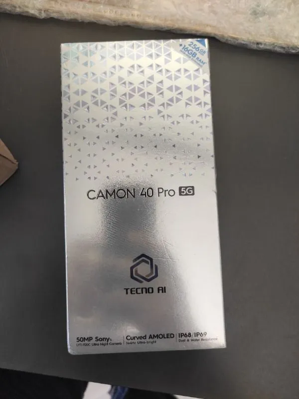 Tecno CAMON 40 Pro