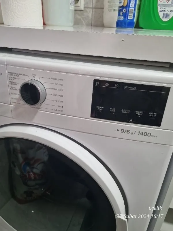 Regal Kurutmalı Çamaşır Makinesi 9 kg Kapasite D Enerji Sınıfı 1400 Devir Hızı ile Etkili Temizlik KCM 91402