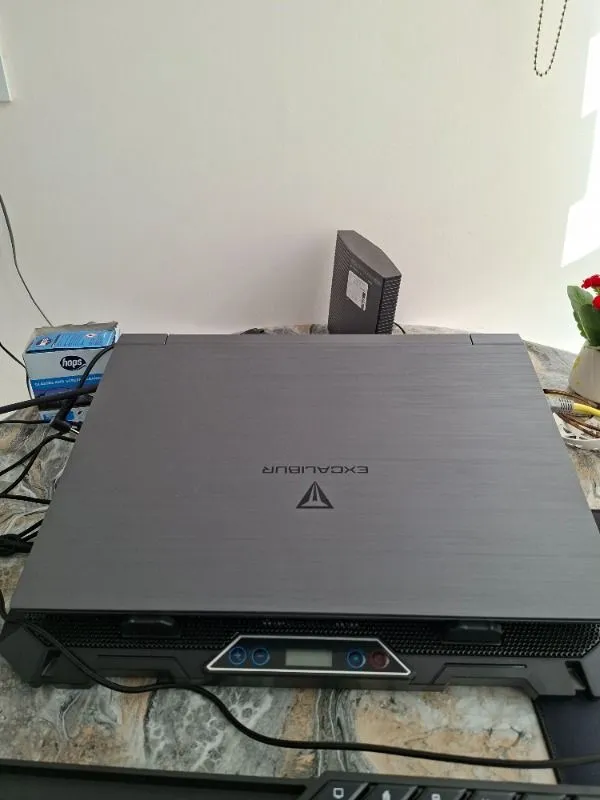 Casper Excalibur G870 i7-13620H 32GB 1TB 8GB RTX5060 165Hz 15.6″ Freedos G870.1362-DF60X-C