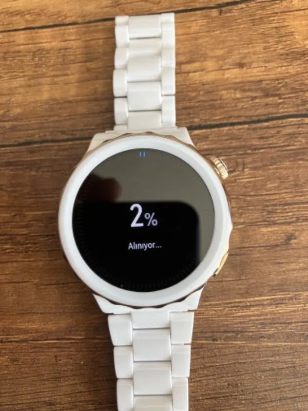 Huawei Watch GT3 Pro 43MM Seramik Kasa Akıllı Saat Modeli ile Spor ve Günlük Kullanım Uyumlu