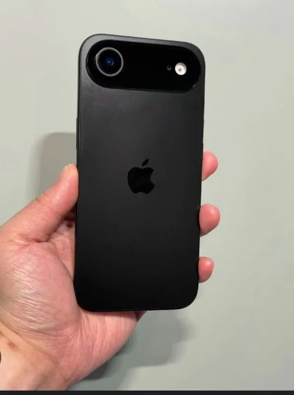 Apple iPhone Air