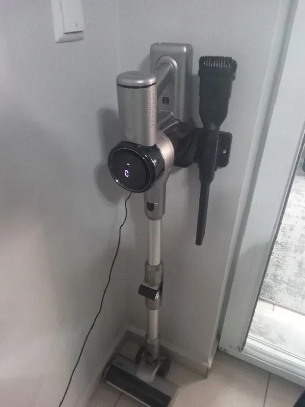 Sinbo SVC-8621 Dikey Kablosuz Şarjlı Süpürge 25.9 V Güç Değeri ile Gri Renk ve LED Aydınlatmalı