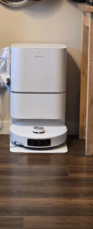 Dreame L40 Ultra Robot Süpürge, 11.000 Pa Emiş Gücü