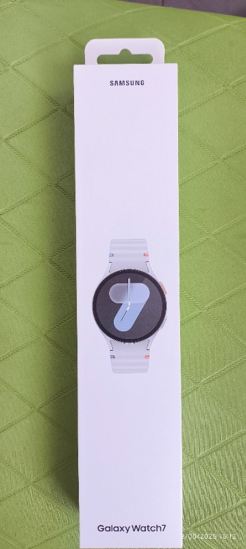 Samsung Galaxy Watch7 44MM Haki Akıllı Saat SM-L310NZGATUR Sesli Görüşme ve Kalp Ritmi Takibi Özellikleri